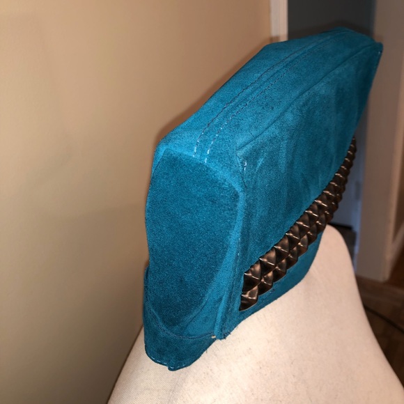 Tylie Malibu Studed Suede Turquoise Clutch - Picture 4 of 7